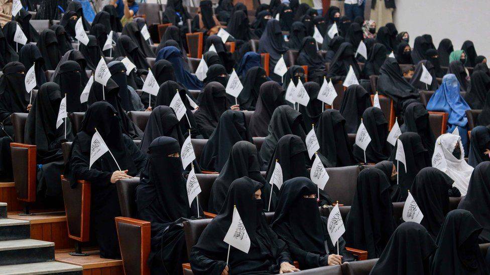 Afghanistan: Taliban Ban Women From Attending Classes In Kabul