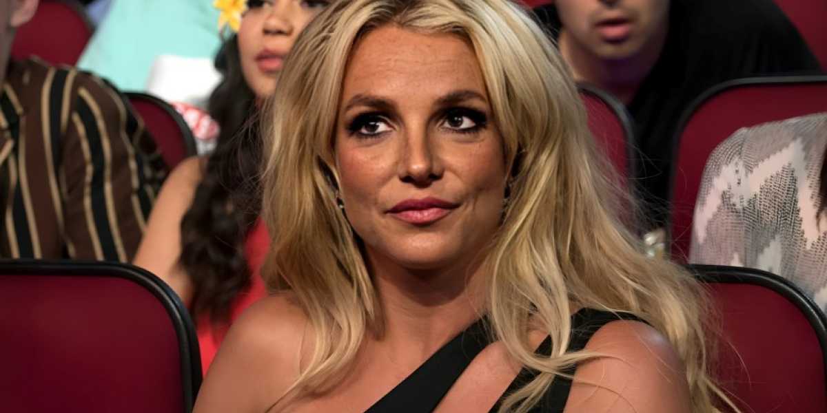 Britney Spears Goes Topless For The Cover Of Her Memoir ‘The Woman In Me’