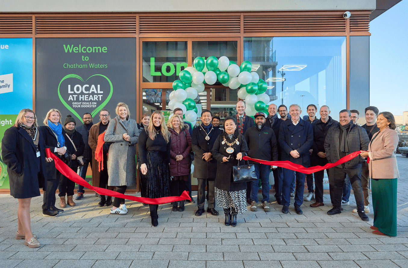 Londis Opens Brand New Waterside Store At Chatham Waters
