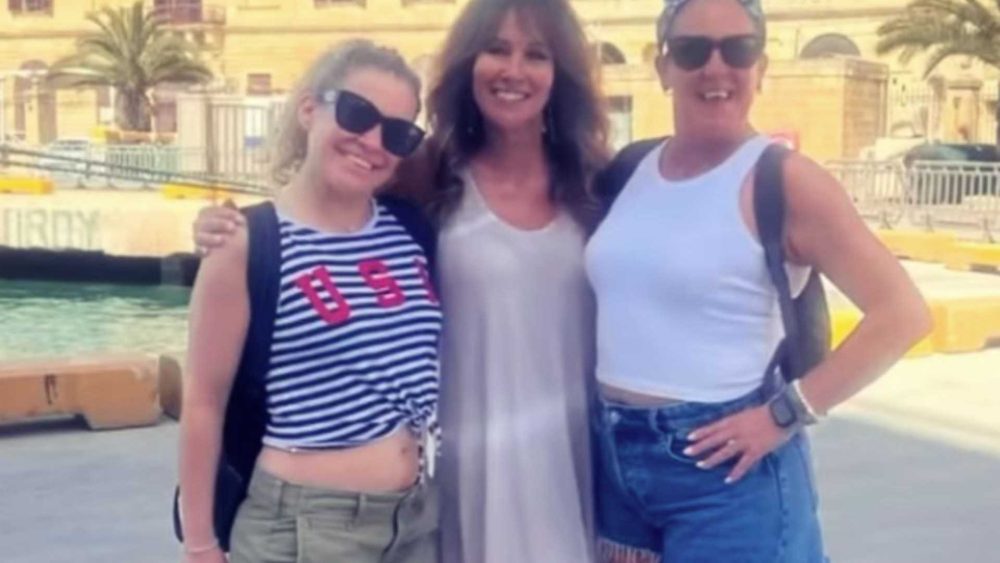EastEnders’ Lorraine Stanley looks slimmer than ever as she flaunts figure after five stone weight loss