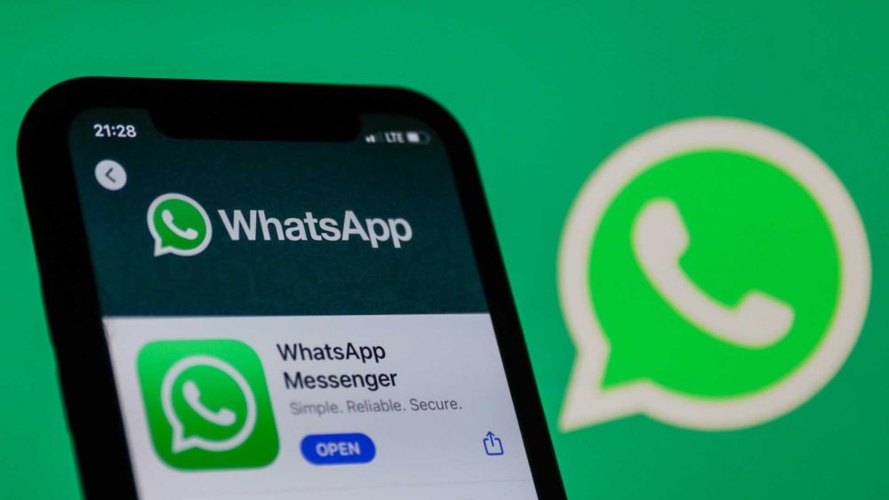 Billions of WhatsApp users must update their devices today to stop scammers with new triple alert feature