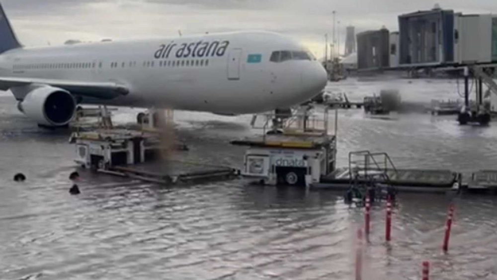 Dubai Airport And Cities Suffer Heavy Flooding After Unusual Rain