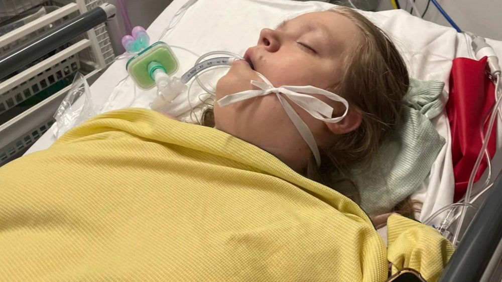 ‘Brain-dead’ woman who stunned doctors with ‘miracle’ just before life support was switched off speaks for first time