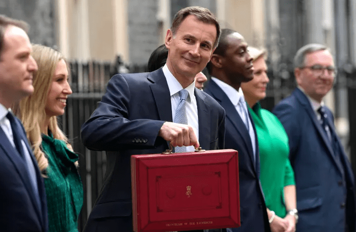Downing Street Blames Tory ‘Lies’ For Rachel Reeves Plan To Raise £40 Billion In Budget